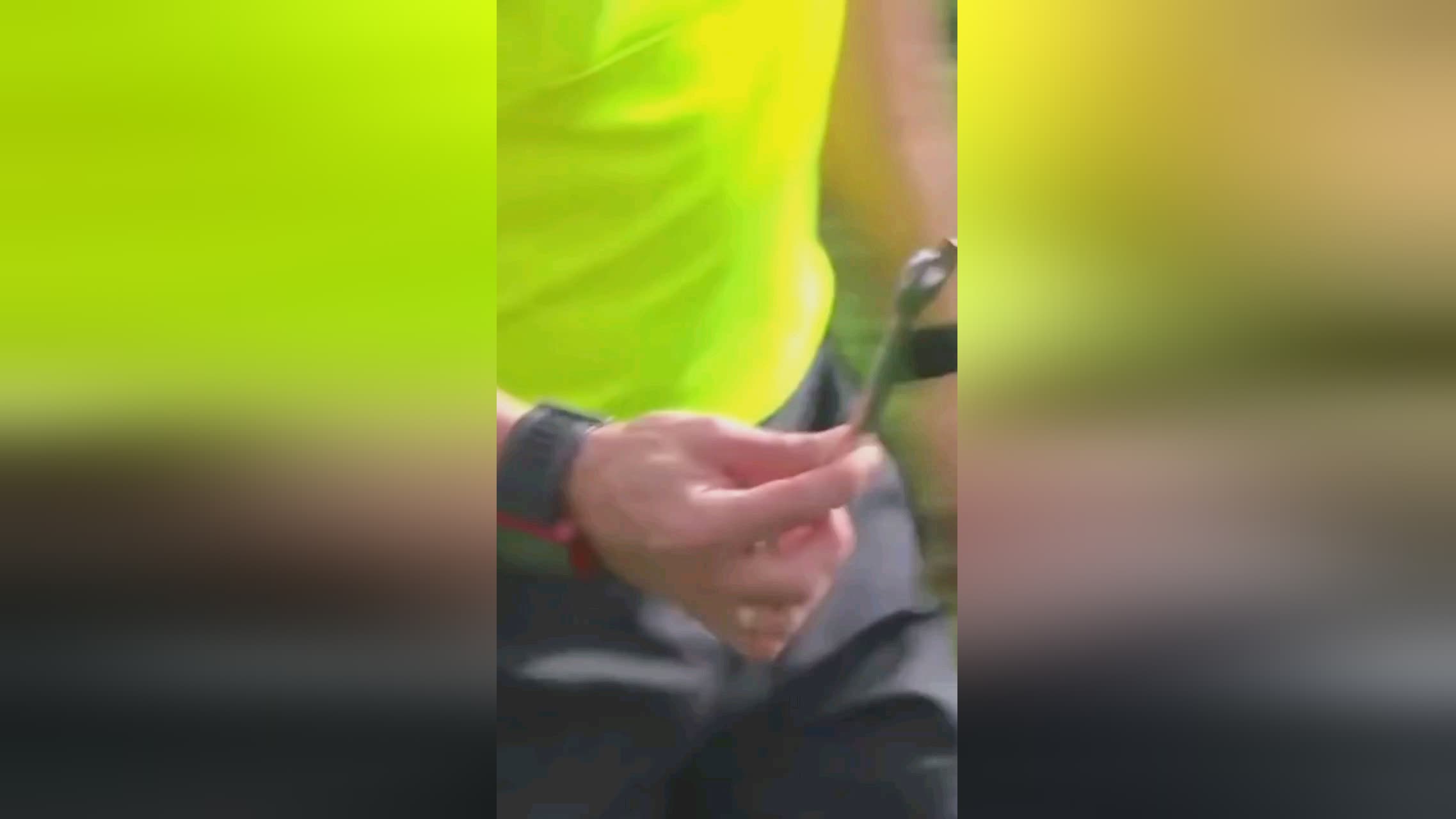中国足